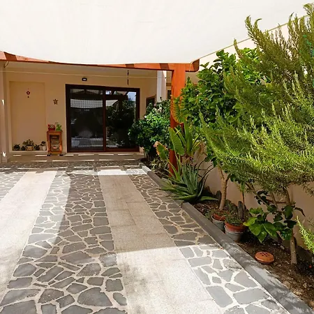 Casa Is Janas Apartment *